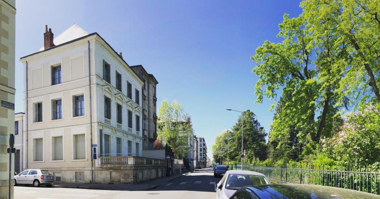 Residence De Tourisme Central Parc Τουρ Εξωτερικό φωτογραφία